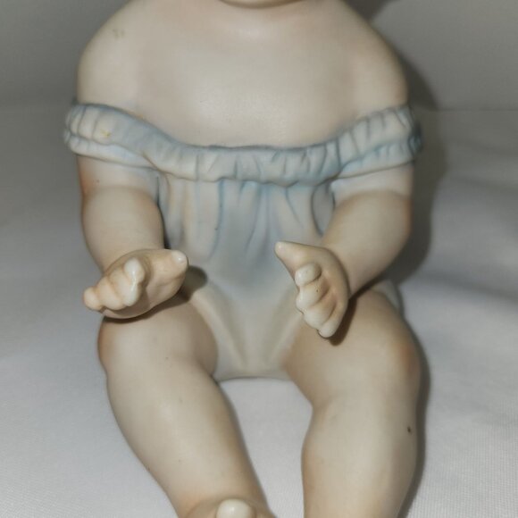 Vintage Andrea By Sadek Piano Baby Bisque Porcelain Boy Sitting 7" H x 5" L - Picture 3 of 10
